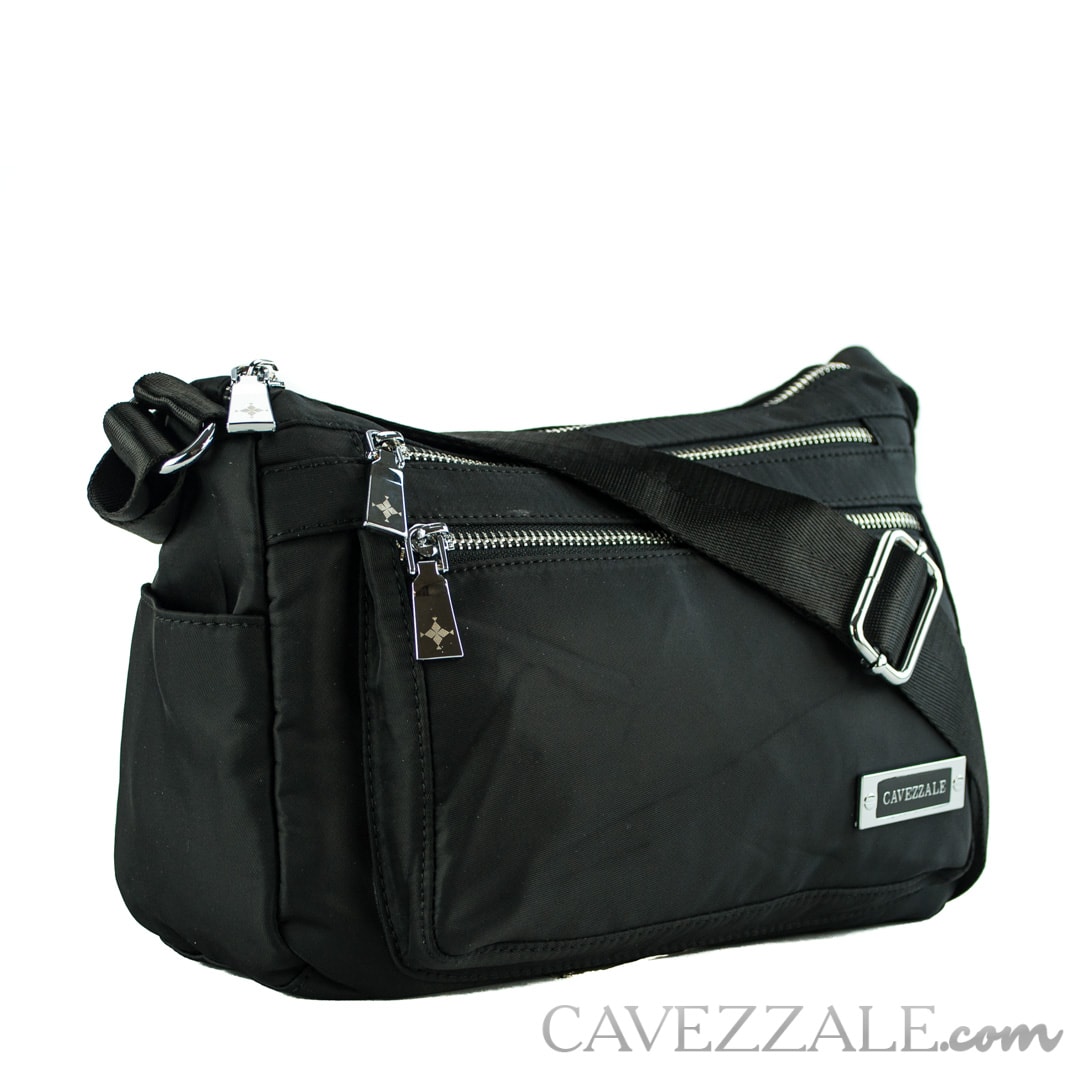 bolsa lots of pockets